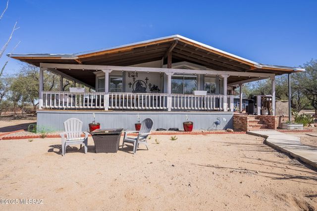 1550 W Eagle Way, Amado, AZ 85645