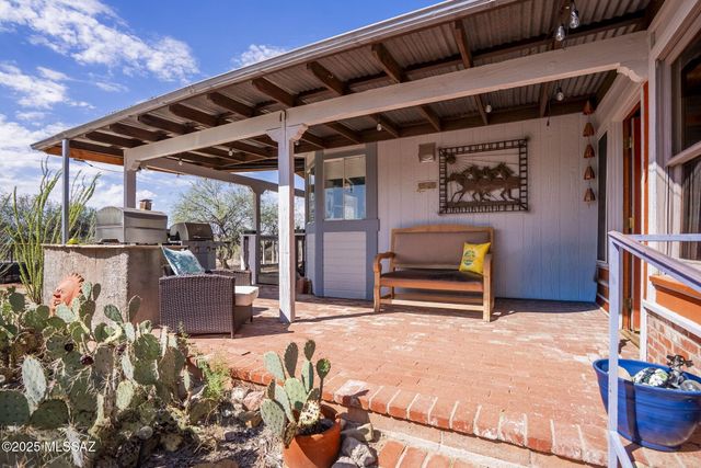 1550 W Eagle Way, Amado, AZ 85645