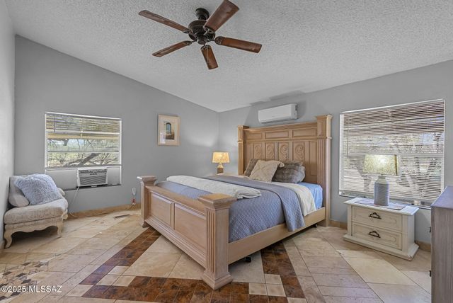 1550 W Eagle Way, Amado, AZ 85645