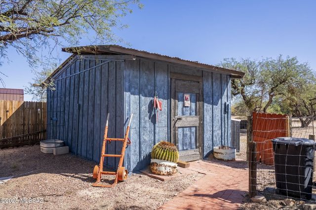 1550 W Eagle Way, Amado, AZ 85645
