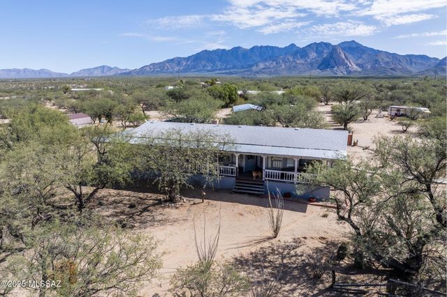 1550 W Eagle Way, Amado, AZ 85645