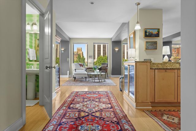 204 S Jefferson St Unit 3A, Roanoke, VA 24011