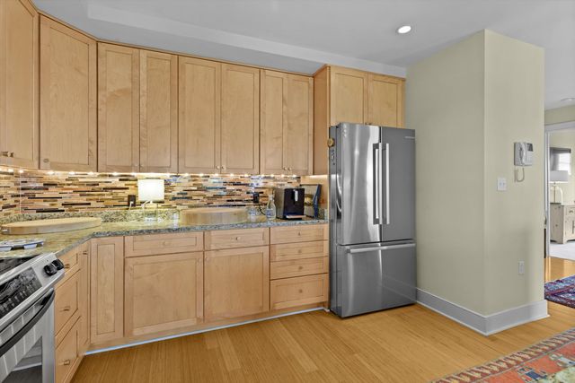 204 S Jefferson St Unit 3A, Roanoke, VA 24011