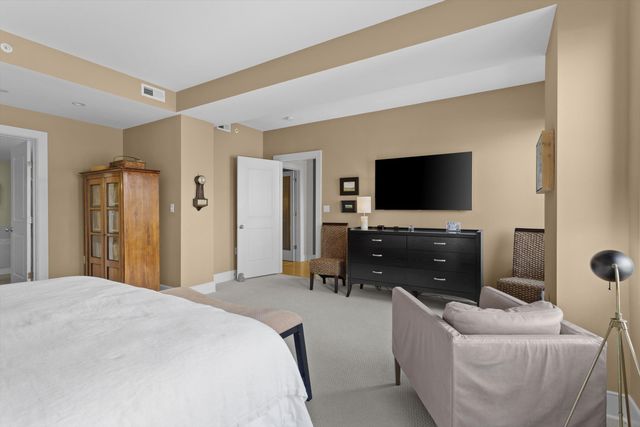 204 S Jefferson St Unit 3A, Roanoke, VA 24011