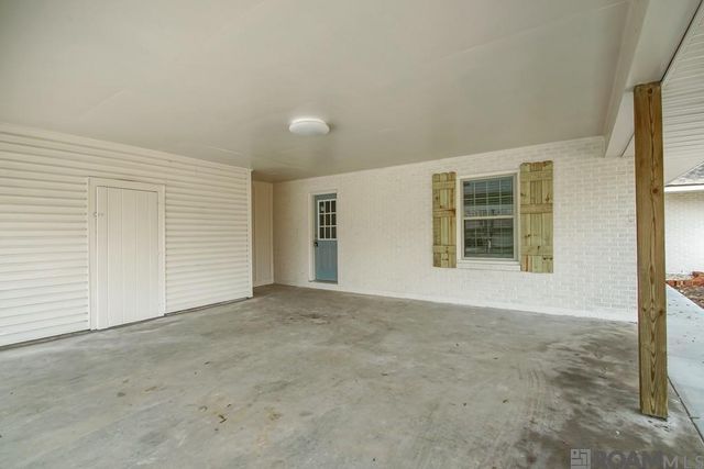 9688 Tanglewood Dr, Baton Rouge, LA 70818