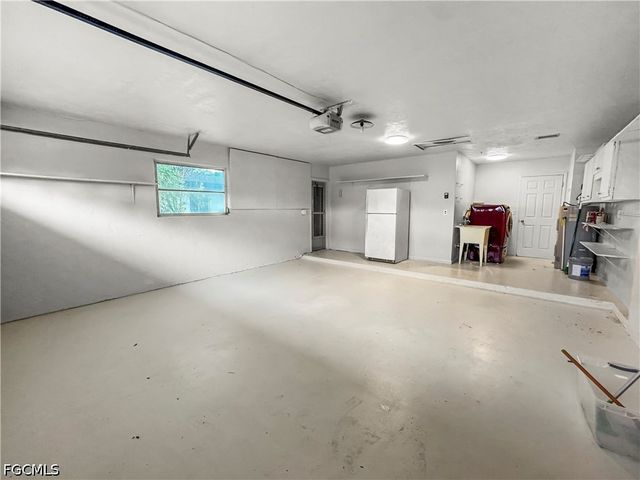 206 SE 46th TER, Cape Coral, FL 33904