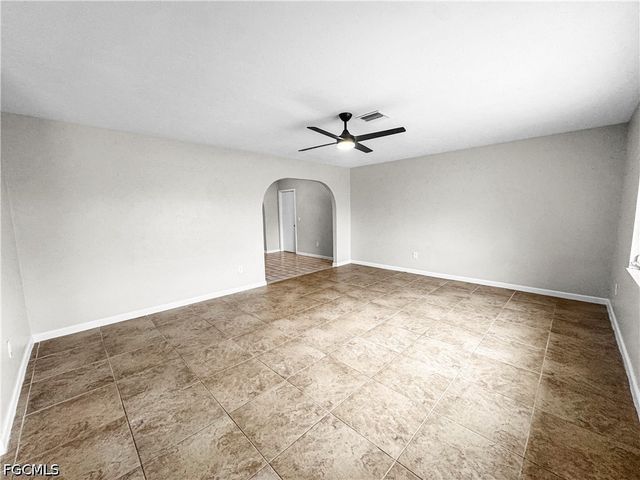 206 SE 46th TER, Cape Coral, FL 33904