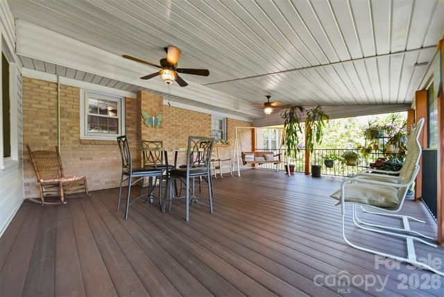 3210 W Calvin Street, Claremont, NC 28610