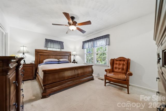 3210 W Calvin Street, Claremont, NC 28610