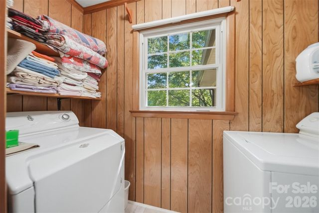 3210 W Calvin Street, Claremont, NC 28610