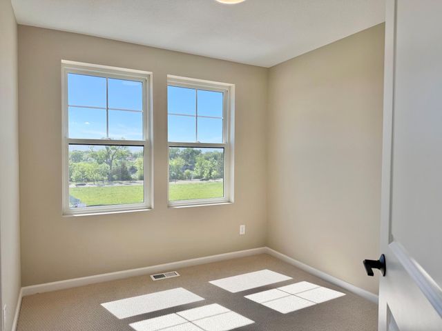 856 Woodlawn Avenue, Saint Paul, MN 55116