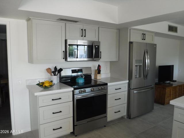 12930 W SEVILLE Drive, Sun City West, AZ 85375