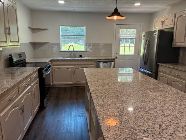9337 Heron Drive, Fort Worth, TX 76108