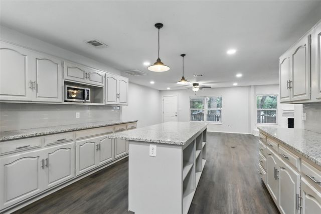 9337 Heron Drive, Fort Worth, TX 76108