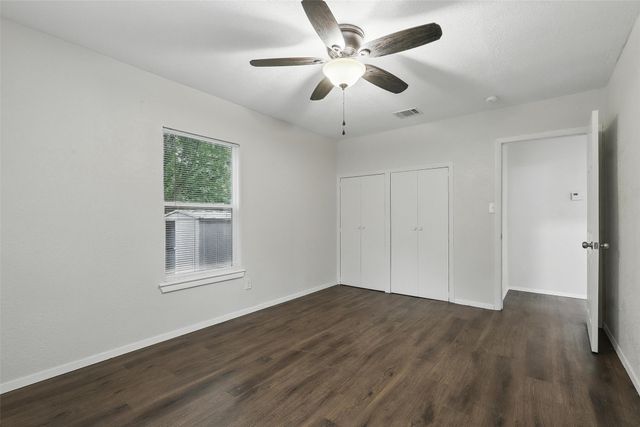 9337 Heron Drive, Fort Worth, TX 76108