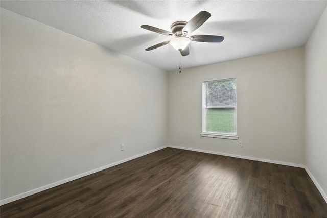 9337 Heron Drive, Fort Worth, TX 76108