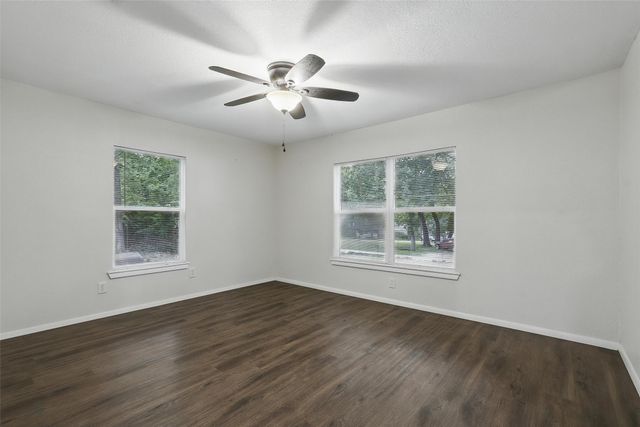9337 Heron Drive, Fort Worth, TX 76108