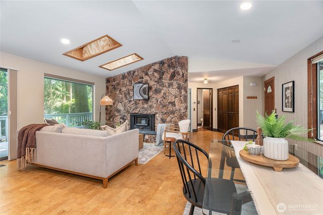 13 N Summit Drive, Bellingham, WA 98229