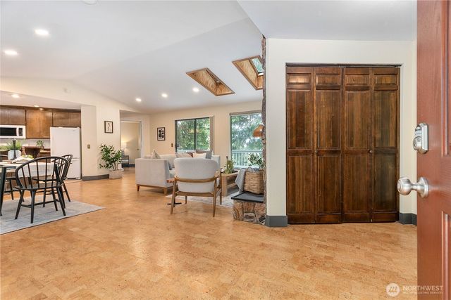 13 N Summit Drive, Bellingham, WA 98229