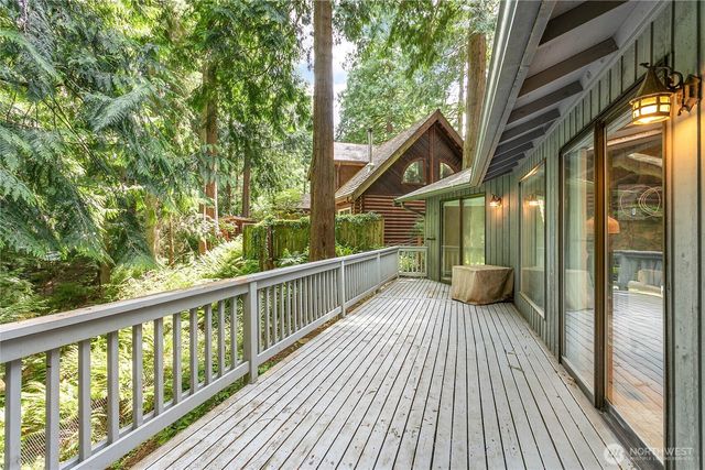 13 N Summit Drive, Bellingham, WA 98229