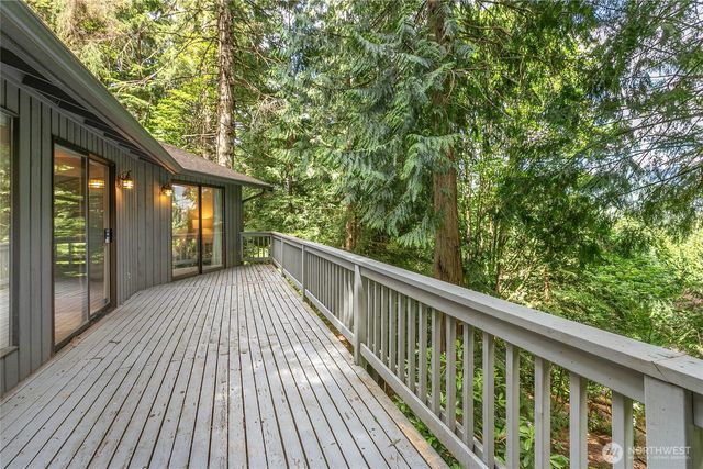 13 N Summit Drive, Bellingham, WA 98229