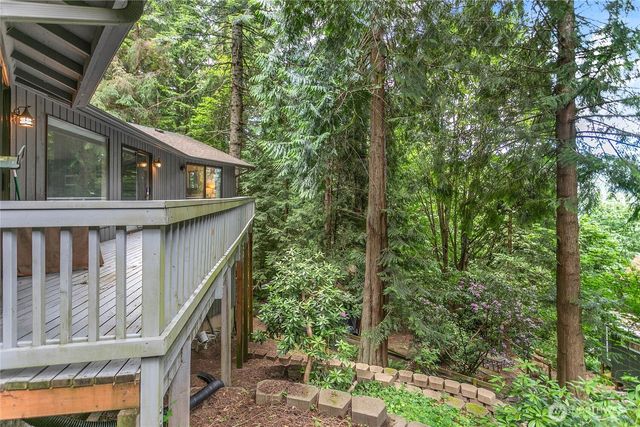 13 N Summit Drive, Bellingham, WA 98229