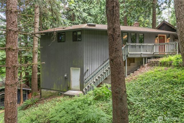 13 N Summit Drive, Bellingham, WA 98229