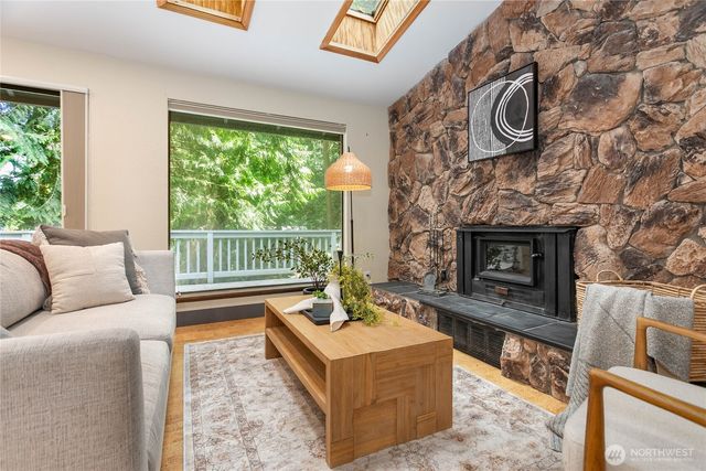 13 N Summit Drive, Bellingham, WA 98229
