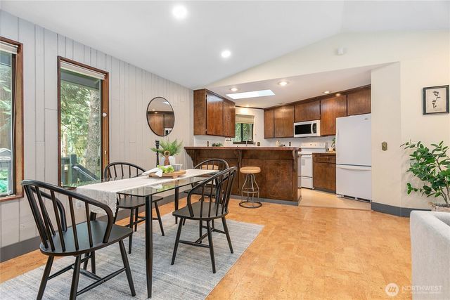 13 N Summit Drive, Bellingham, WA 98229