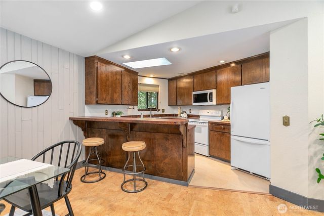 13 N Summit Drive, Bellingham, WA 98229