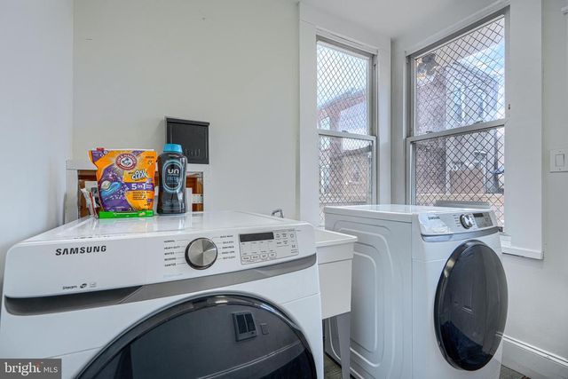 20 N CLINTON ST, Baltimore, MD 21224