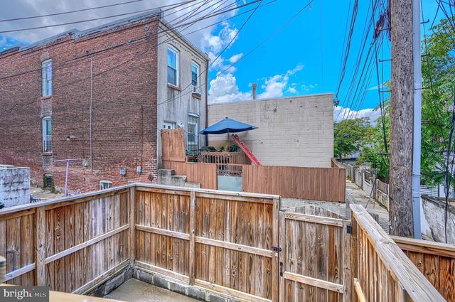 20 N CLINTON ST, Baltimore, MD 21224