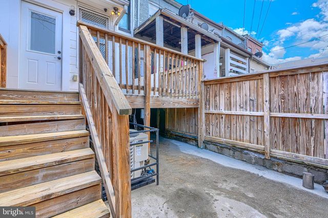 20 N CLINTON ST, Baltimore, MD 21224