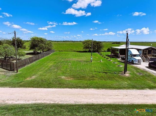 9 Squid Lane, Palacios, TX 77465