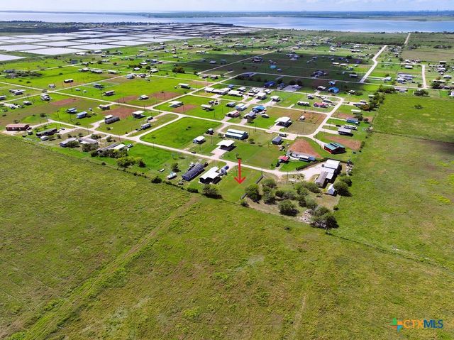 9 Squid Lane, Palacios, TX 77465