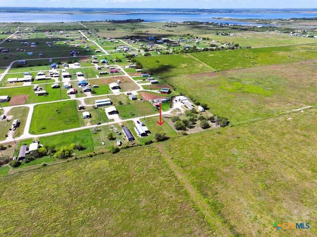 9 Squid Lane, Palacios, TX 77465