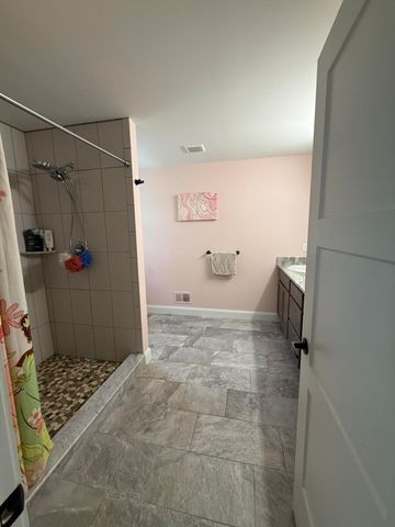 29371 Bayside Circle N, Chesterfield Twp, MI 48047