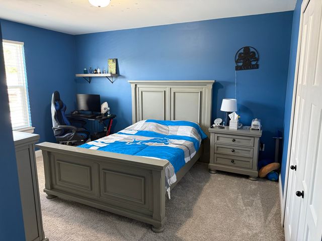 29371 Bayside Circle N, Chesterfield Twp, MI 48047