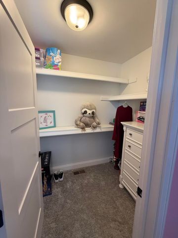 29371 Bayside Circle N, Chesterfield Twp, MI 48047