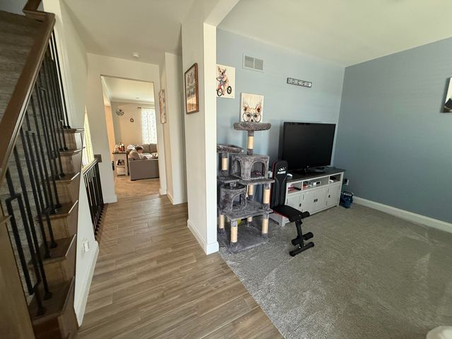 29371 Bayside Circle N, Chesterfield Twp, MI 48047