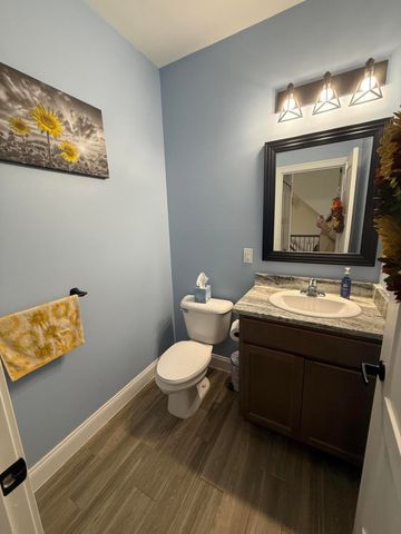 29371 Bayside Circle N, Chesterfield Twp, MI 48047