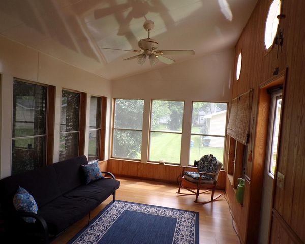 105 W FRANKLIN STREET, Thorp, WI 54771