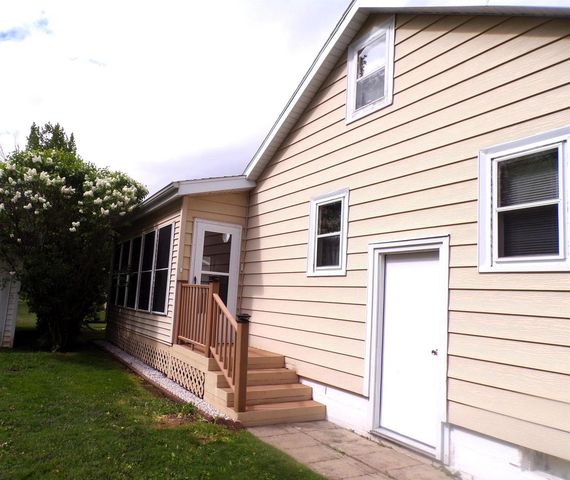 105 W FRANKLIN STREET, Thorp, WI 54771