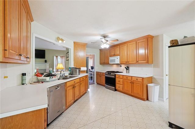 10307 E Cherokee Drive, Canton, GA 30115