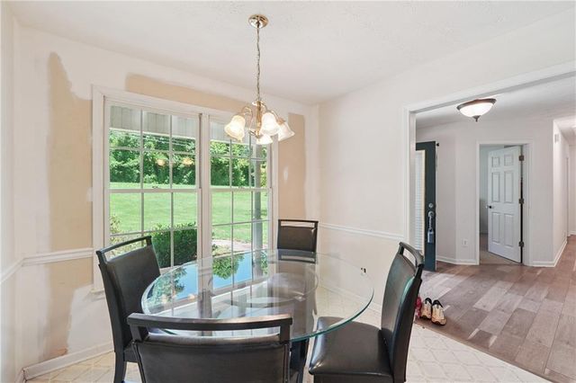 10307 E Cherokee Drive, Canton, GA 30115