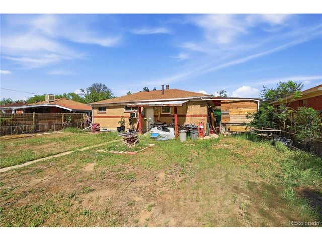 7887 Quivas Way, Denver, CO 80221
