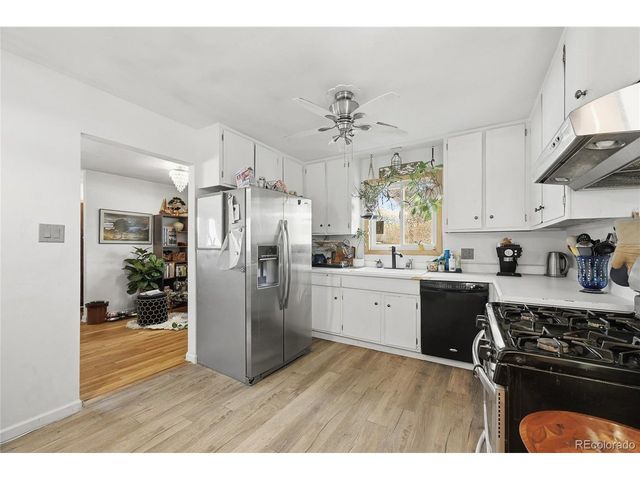 7887 Quivas Way, Denver, CO 80221