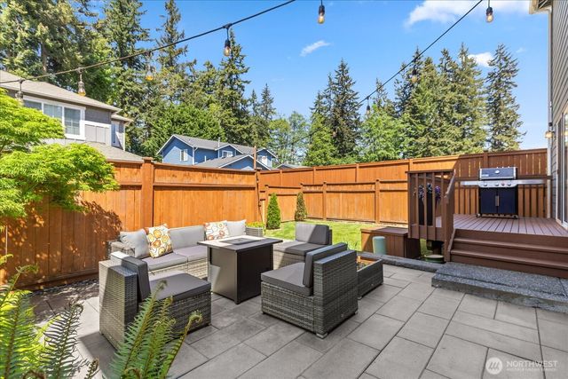 14225 56th Place W, Edmonds, WA 98026