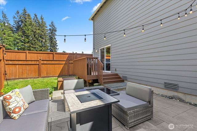 14225 56th Place W, Edmonds, WA 98026