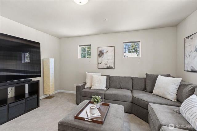 14225 56th Place W, Edmonds, WA 98026